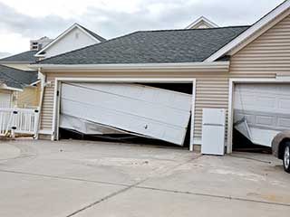 Garage Door Hazards In New Jersey
